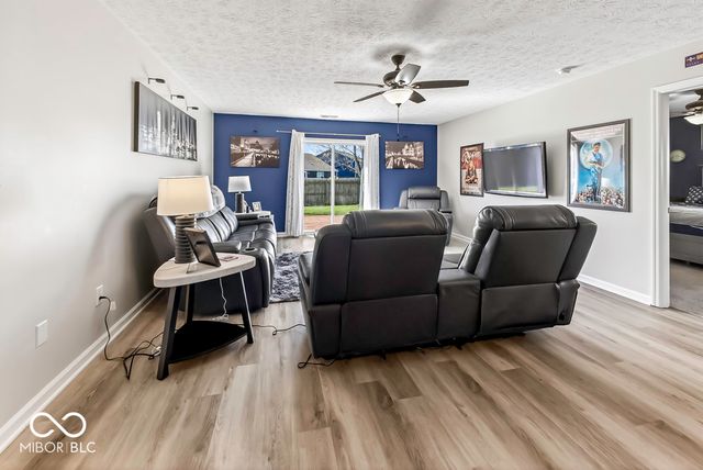 1379 Fiesta Drive, Franklin, IN 46131