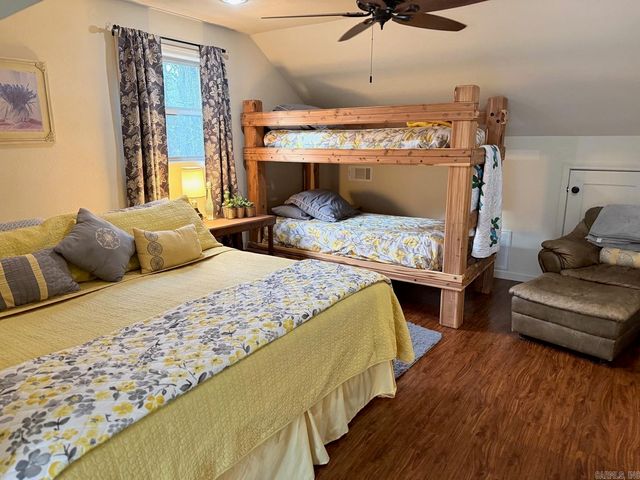 5 Sanders Rock Trail, Higden, AR 72067