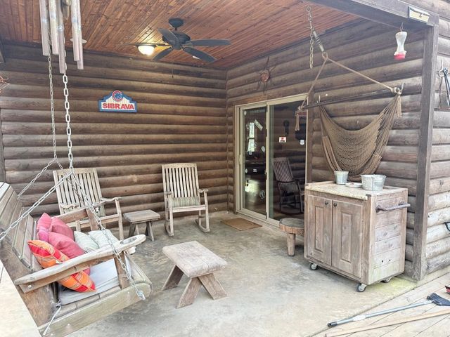 5 Sanders Rock Trail, Higden, AR 72067