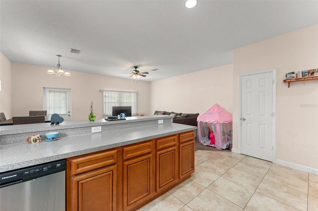 1880 PETERSON PLACE, Sanford, FL 32773