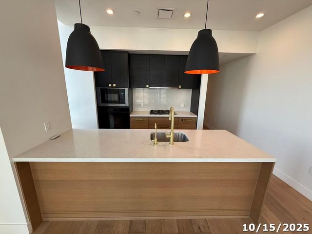 70 Rainey ST 2907, Austin, TX 78701