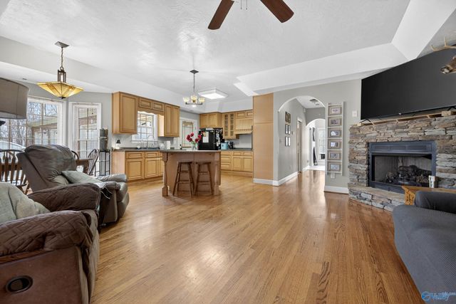 343 Hill Street, Rainbow City, AL 35906