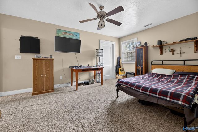 343 Hill Street, Rainbow City, AL 35906