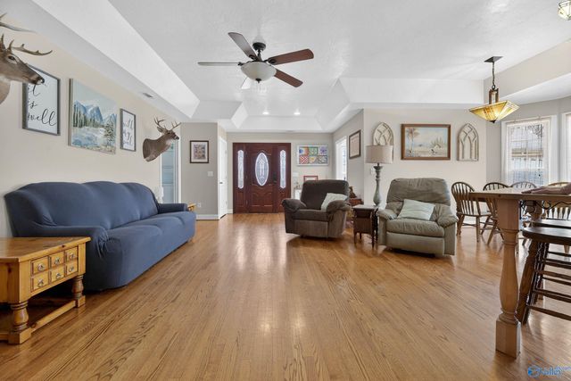 343 Hill Street, Rainbow City, AL 35906