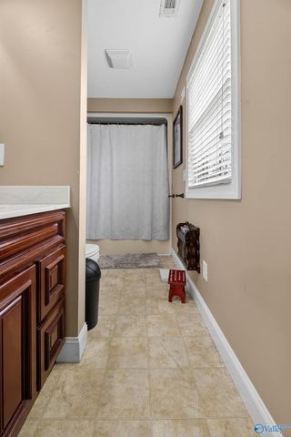 343 Hill Street, Rainbow City, AL 35906