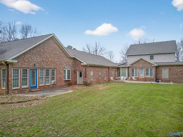 343 Hill Street, Rainbow City, AL 35906