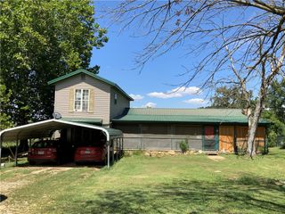 926 County Road 723, Huntsville, AR 72740