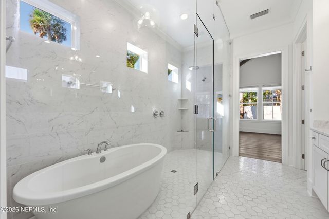 264 OCEAN Boulevard, Atlantic Beach, FL 32233