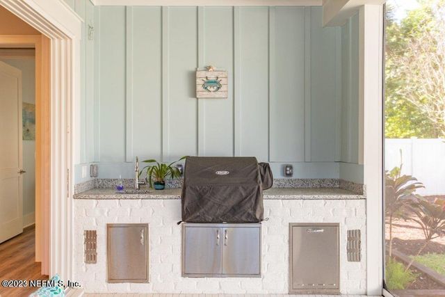 264 OCEAN Boulevard, Atlantic Beach, FL 32233