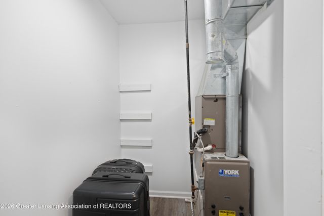 1108 S Holmes Street, Lansing, MI 48912