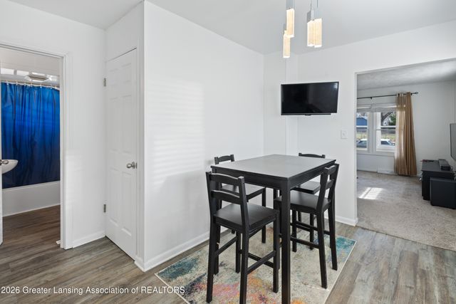 1108 S Holmes Street, Lansing, MI 48912