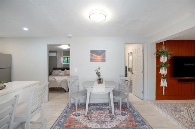 1019 41ST STREET B, Sarasota, FL 34234