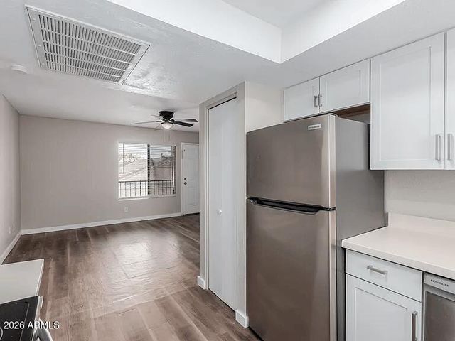 2223 W DORA Street, Mesa, AZ 85201