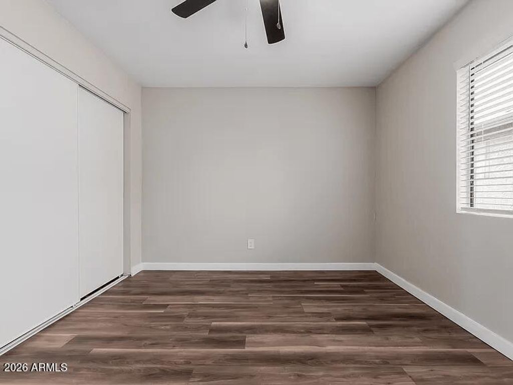 Image 15 of property listing at 2223 W DORA Street, Mesa, AZ 85201
