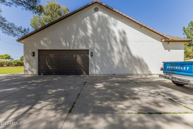 6635 N Citrus Road, Waddell, AZ 85355