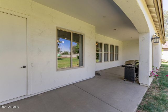 6635 N Citrus Road, Waddell, AZ 85355
