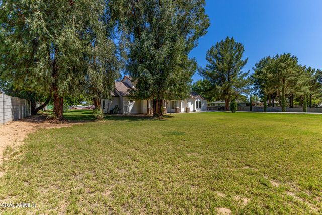 6635 N Citrus Road, Waddell, AZ 85355