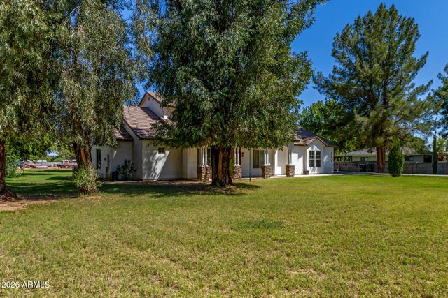 6635 N Citrus Road, Waddell, AZ 85355