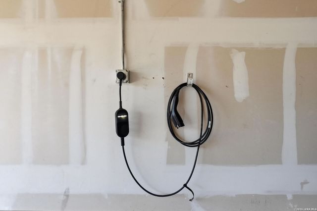 21726 Seminole Oaks, San Antonio, TX 78261