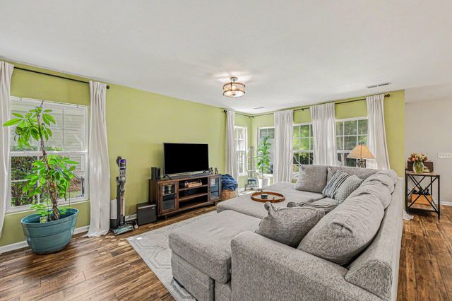 5150 Trump Street 405, North Charleston, SC 29420