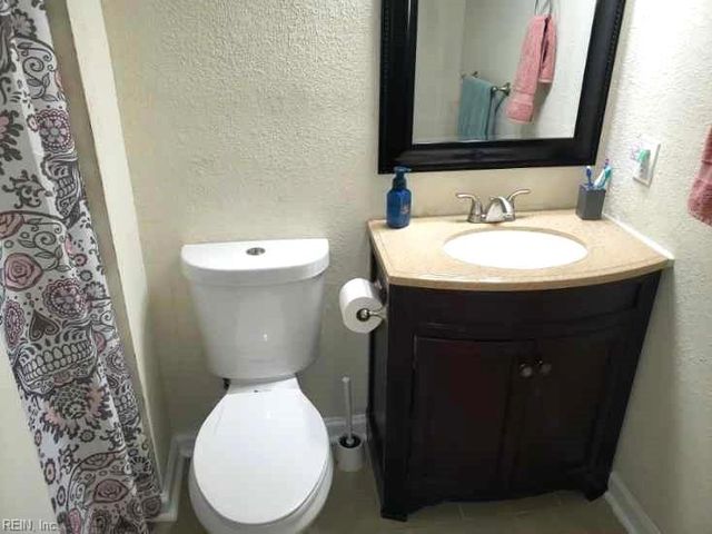 5021 Sancillio DR, Virginia Beach, VA 23455