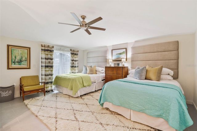 809 E 15TH AVENUE, New Smyrna Beach, FL 32169