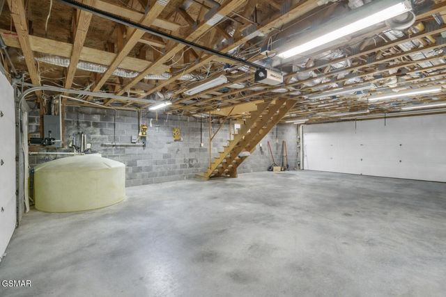 3132 Wears Overlook Lane, Sevierville, TN 37862