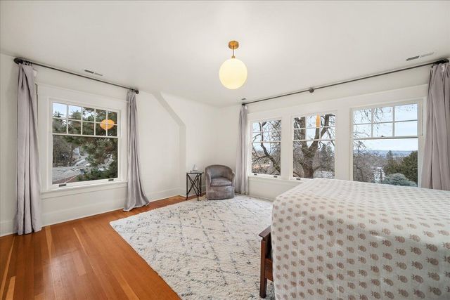 530 E 11th Ave, Spokane, WA 99202