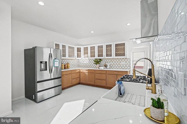 1177 JACKSON ST, Camden, NJ 08104