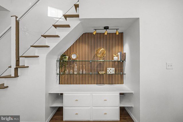 1177 JACKSON ST, Camden, NJ 08104