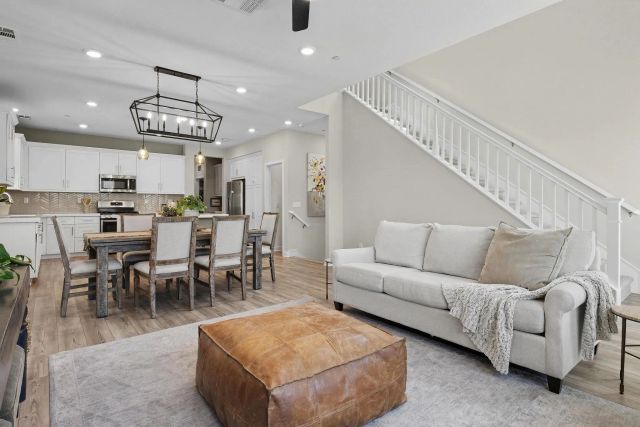 21541 Trail Blazer Ln, Escondido, CA 92029