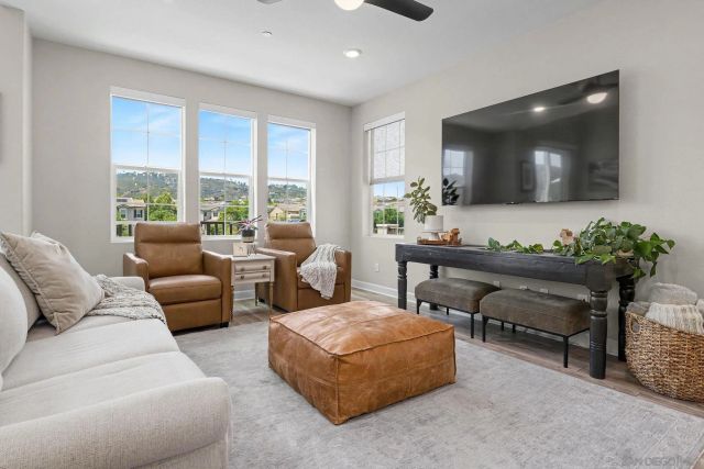 21541 Trail Blazer Ln, Escondido, CA 92029