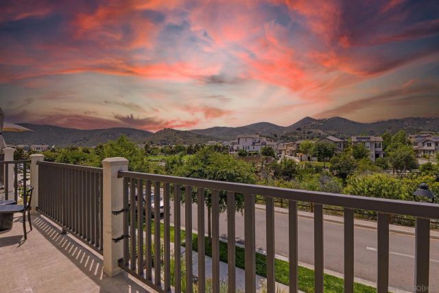 21541 Trail Blazer Ln, Escondido, CA 92029