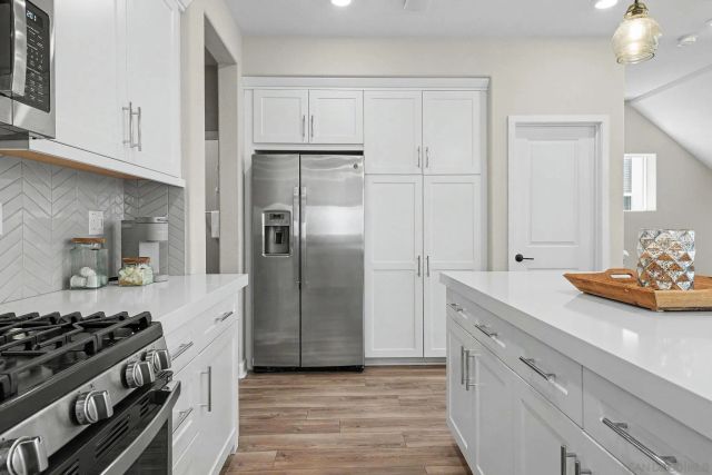 21541 Trail Blazer Ln, Escondido, CA 92029