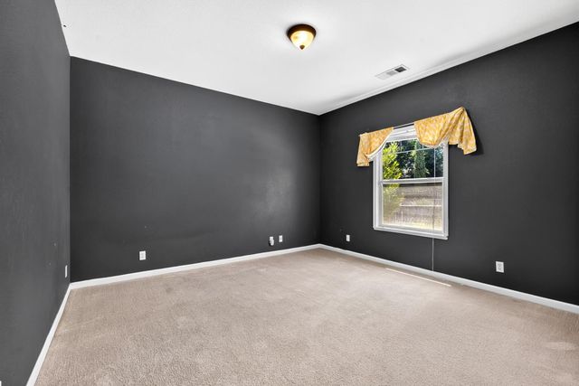 1845 Julian Ave, Modesto, CA 95354