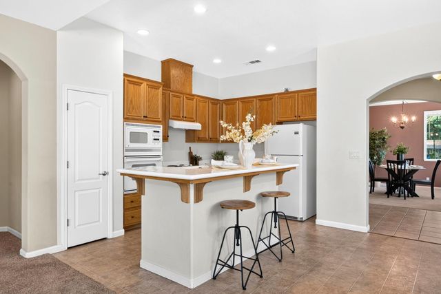 1845 Julian Ave, Modesto, CA 95354