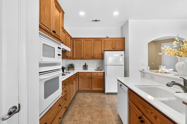 1845 Julian Ave, Modesto, CA 95354