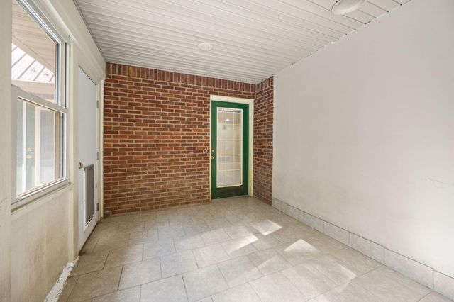 78 Woodhaven Court, Somerset, KY 42503