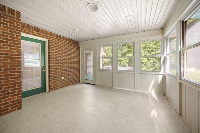 78 Woodhaven Court, Somerset, KY 42503