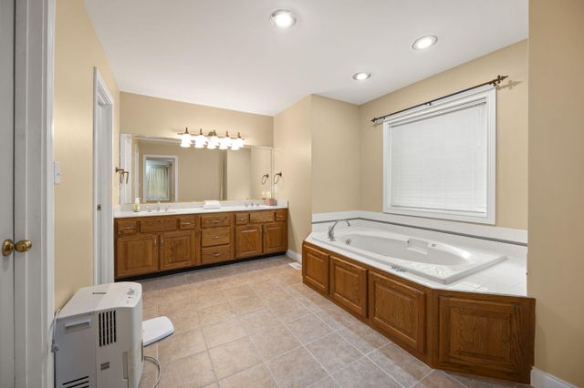 78 Woodhaven Court, Somerset, KY 42503