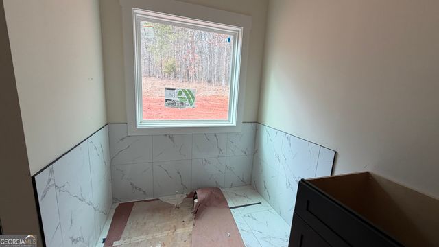 337 W Ridgeway Road, Maysville, GA 30558