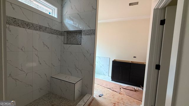 337 W Ridgeway Road, Maysville, GA 30558