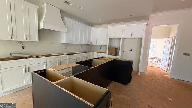 337 W Ridgeway Road, Maysville, GA 30558