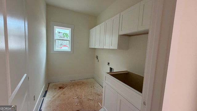 337 W Ridgeway Road, Maysville, GA 30558