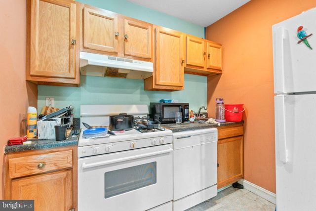 702 HOMESTEAD ST, Baltimore, MD 21218