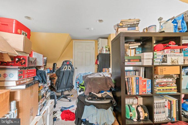 702 HOMESTEAD ST, Baltimore, MD 21218