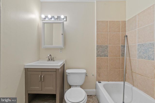 702 HOMESTEAD ST, Baltimore, MD 21218