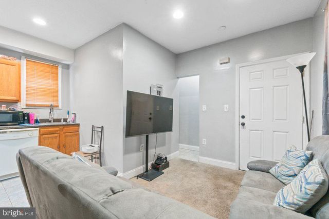 702 HOMESTEAD ST, Baltimore, MD 21218