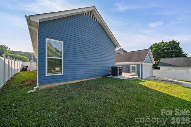 4104 Vance Road N, Huntersville, NC 28078