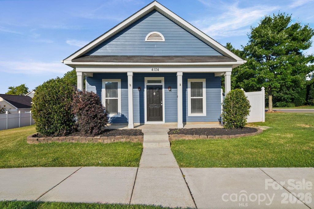 4104 Vance Road N, Huntersville, NC 28078